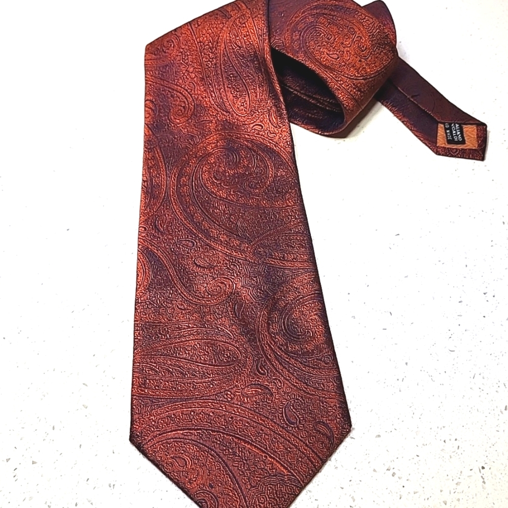 Pancaldi Necktie. New. Hand Cut and Made In Italy. Luxury Silk Tie.